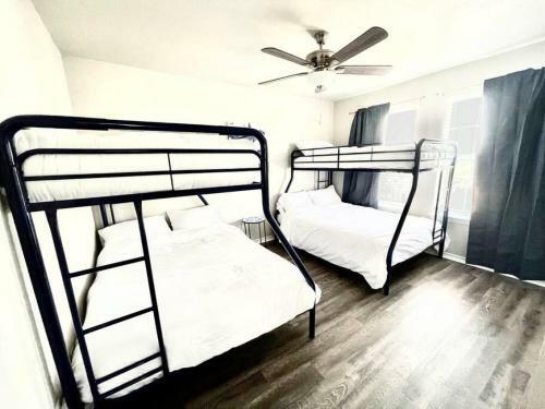 Sun Light Kissed Home Vacation Friendly Abode