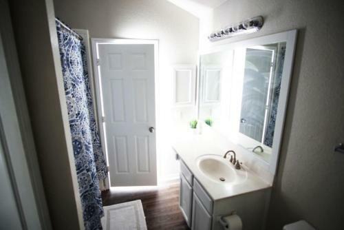 Sun Light Kissed Home Vacation Friendly Abode