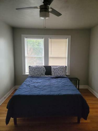 Luxurious 6 Bedroom Villa Near Downtown