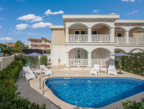 Villa Authentica