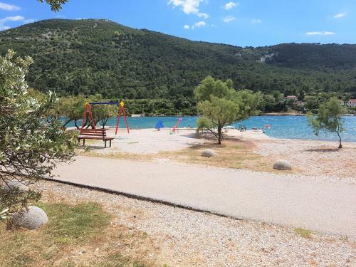 Auto Camp On The Beach - Greba?tica
