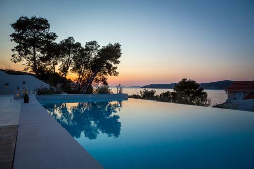 Villa Nensi