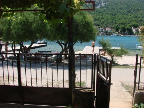 Apartment In Grebastica With Sea View, Balcony, Air Conditioning, Wifi 234-2