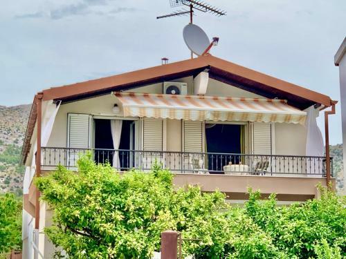 Apartment In Grebastica With Sea View, Balcony, Air Conditioning, Wifi 234-2