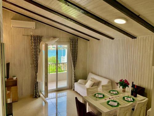 Apartment In Grebastica With Sea View, Balcony, Air Conditioning, Wifi 234-2