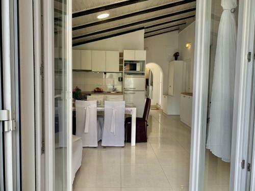 Apartment In Grebastica With Sea View, Balcony, Air Conditioning, Wifi 234-2