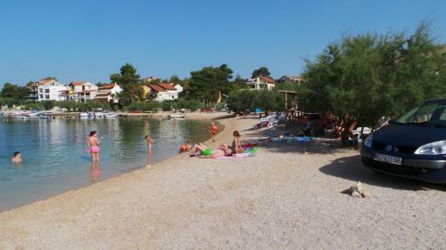 Apartment In Grebastica With Sea View, Balcony, Air Conditioning, Wifi 234-2
