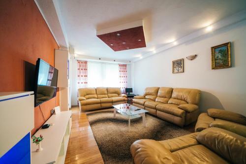 Four Bedroom Holiday Home Imotski