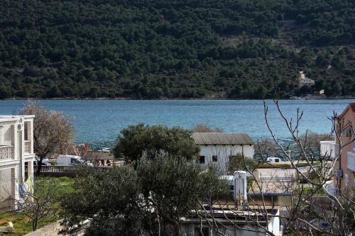 Apartments With A Parking Space Grebastica, Sibenik - 4866