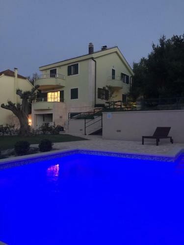 Villa Luna