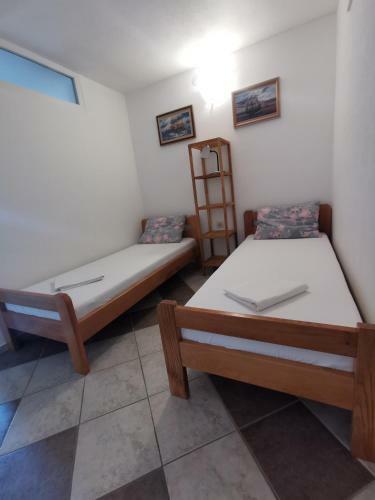 Apartments Mare