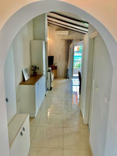 Grebastica Beachfront Apartment