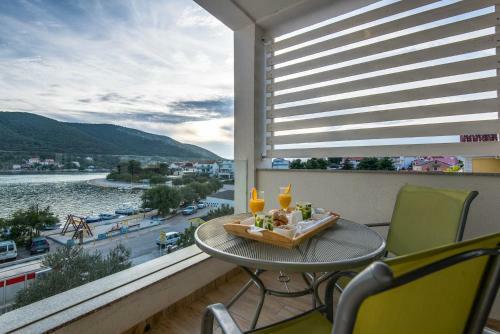 Apartments Holidays Roko