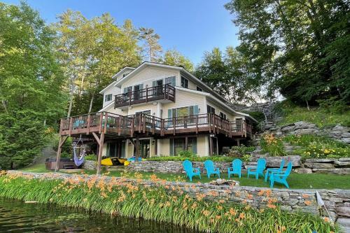Hillside House At Lake Shore Drive