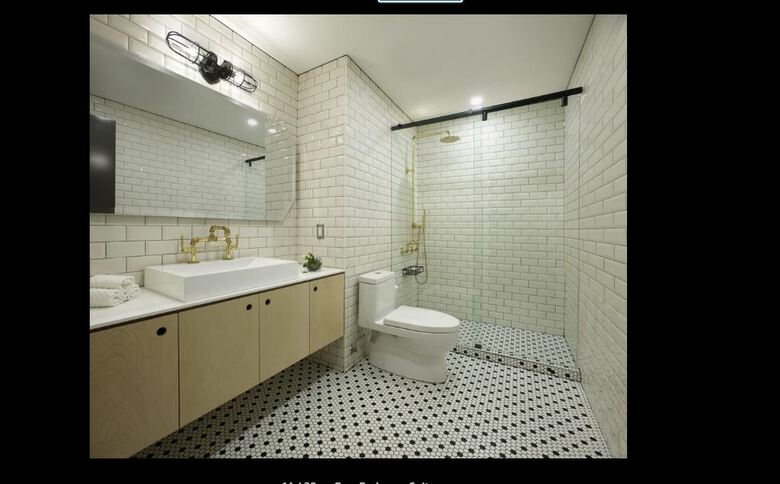 Comfort Hotel Downtown