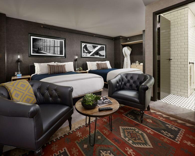 Comfort Hotel Downtown