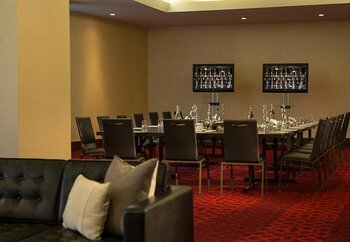 Hotel Vancouver Marriott Pinnacle Downtown