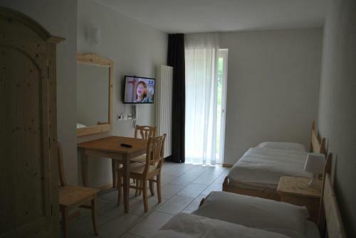 Aparthotel Hotel Elbele Garn�