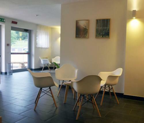 Aparthotel Hotel Elbele Garn�