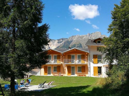 Aparthotel Hotel Elbele Garn�