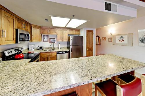Woodside Dream 303a