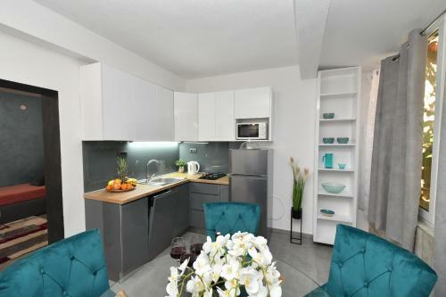 Delux Apartment Angelis 1