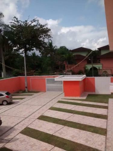 Apartamento Boraceia 200 Metros Da Praia, Com Ar Condicionado