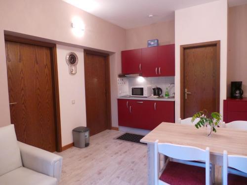 Apartamento Holiday Home In Icici 15638