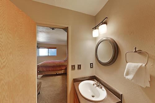 Red Pine Condominiums Unit 42