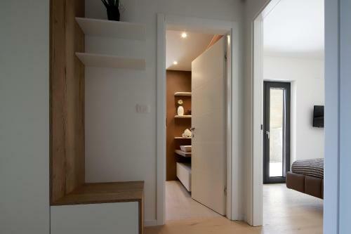 Modena Maris-new Swim-grill-relax-jacuzzi Apartments