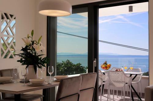 Modena Maris-new Swim-grill-relax-jacuzzi Apartments