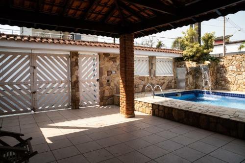 Casa Bertioga, Erenito!