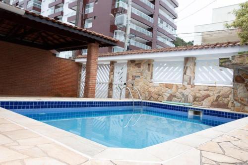 Casa Bertioga, Erenito!