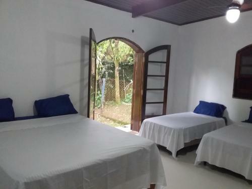 Suites Pr�ximo Ao Rio Jaguareguava Em Bertioga