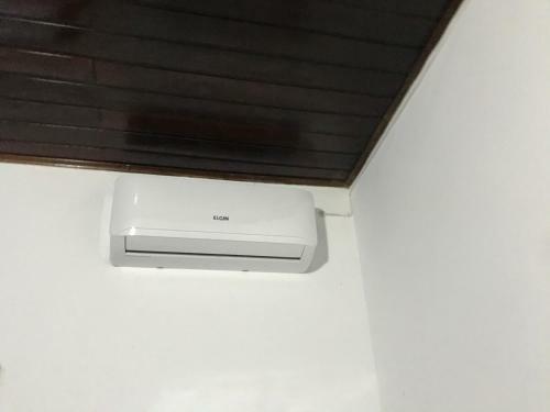 Suites Pr�ximo Ao Rio Jaguareguava Em Bertioga
