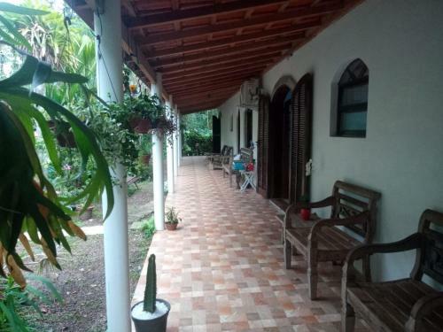 Suites Pr�ximo Ao Rio Jaguareguava Em Bertioga