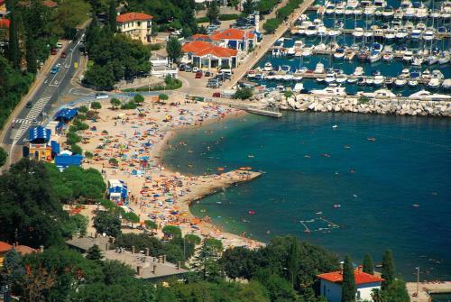 Lux Seaview Apartment Poljane