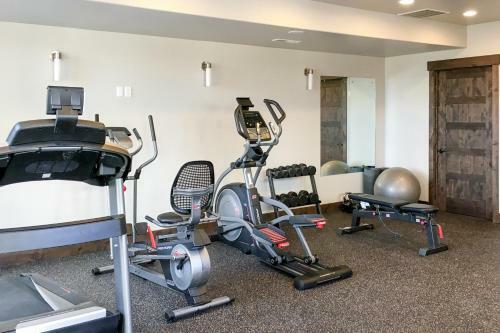 Blackstone Condos Unit 1h