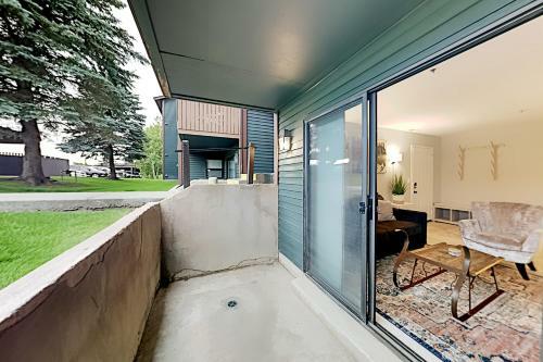 Powderwood Condominiums Unit 3g