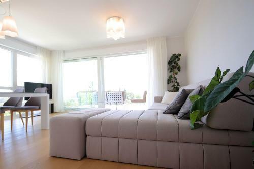 New Apartment With Swimming Pool Near The Beach