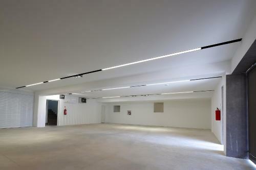 New Apartment With Swimming Pool Near The Beach