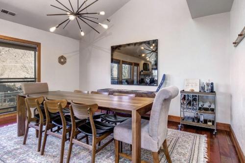 Silver Cliff Village 205