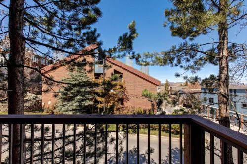 Silver Cliff Village 205