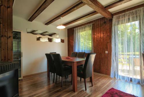 Estavela Holiday Home