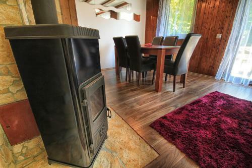 Estavela Holiday Home