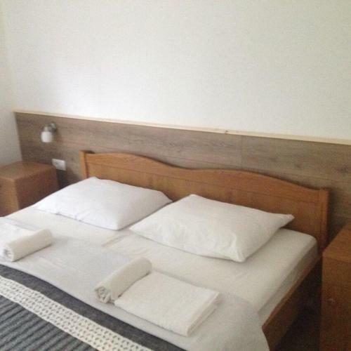 Hostal Apartments And Rooms With Parking Space Jezerce, Plitvice - 17768
