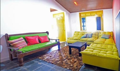 Casa De Praia No Litoral Da Bahia - Guarajuba Ba