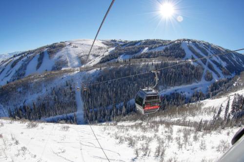 The Lift 408