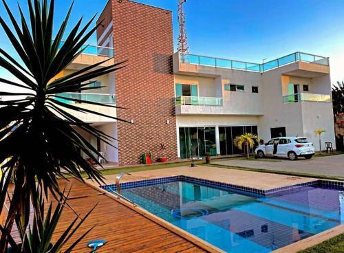 Casa Ampla E Aconchegante, Com Piscina.