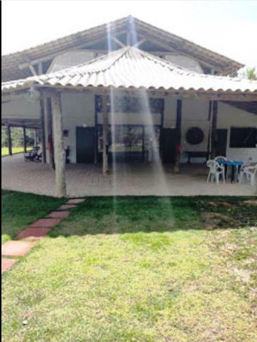 Espa�o Com Lagoa Privativa Para Hospedagens E Eventos